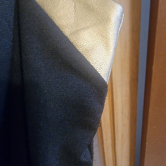 Torrid Amazonian Wonder Woman Cosplay Dress Black and Gold 20 euc - Picture 5 of 8